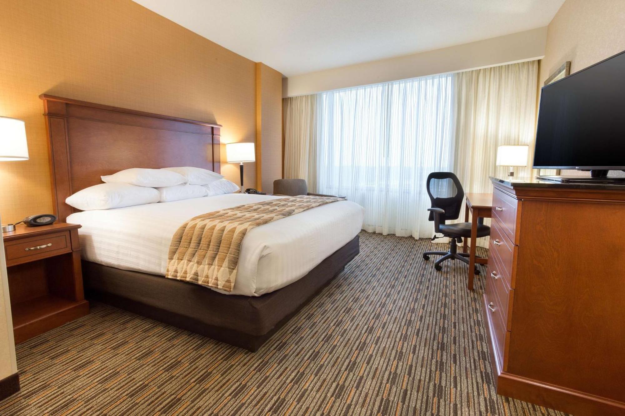 Drury Plaza Hotel Indianapolis Carmel Extérieur photo