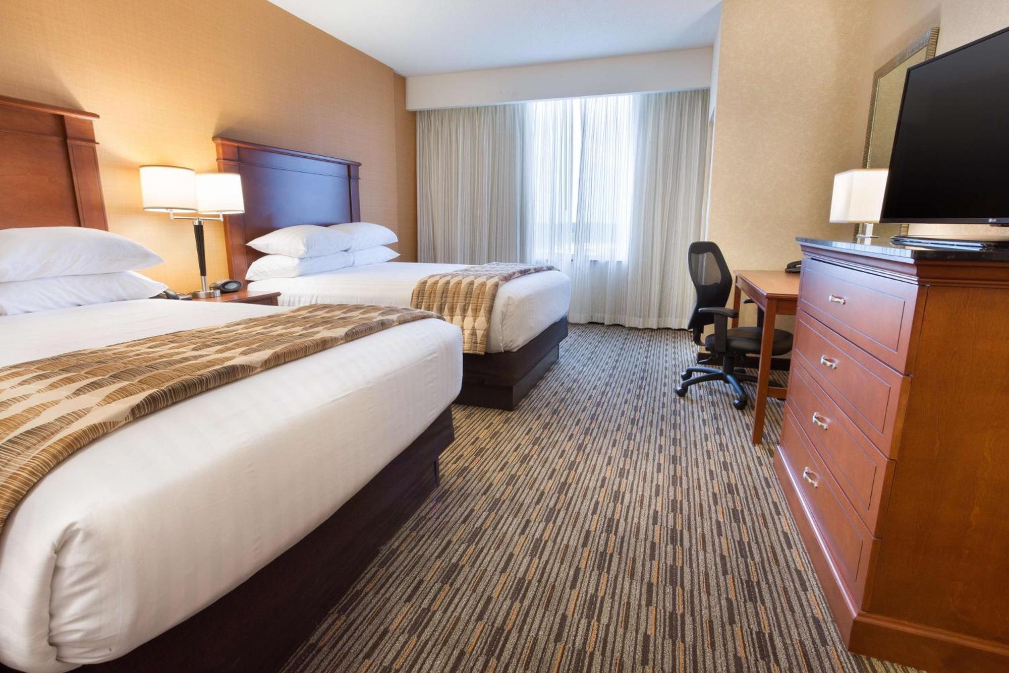 Drury Plaza Hotel Indianapolis Carmel Extérieur photo